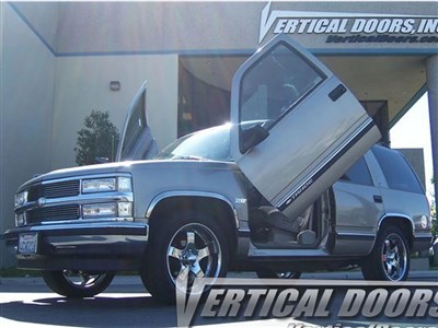 Vertical Doors VDCCHEVYTAHOE0006 Lambo Vertical Door Kit for 2000-2006 Chevrolet Tahoe