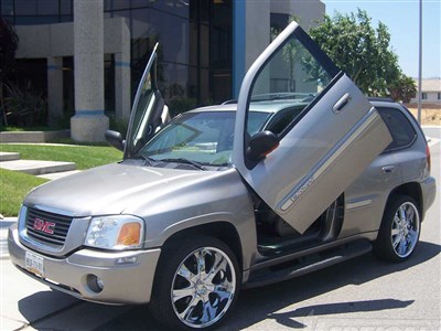 Vertical Doors VDCGMCENV0209 Lambo Vertical Door Kit for 2002-2009 GMC Envoy