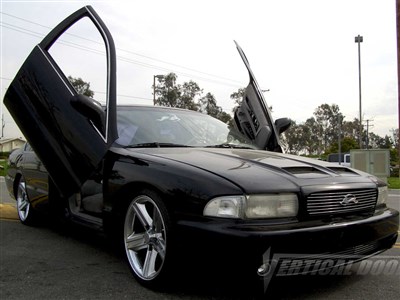 Vertical Doors VDCOLDWAG9196 Lambo Vertical Door Kit for 1991-1996 Oldsmobile CRUISER WAGON